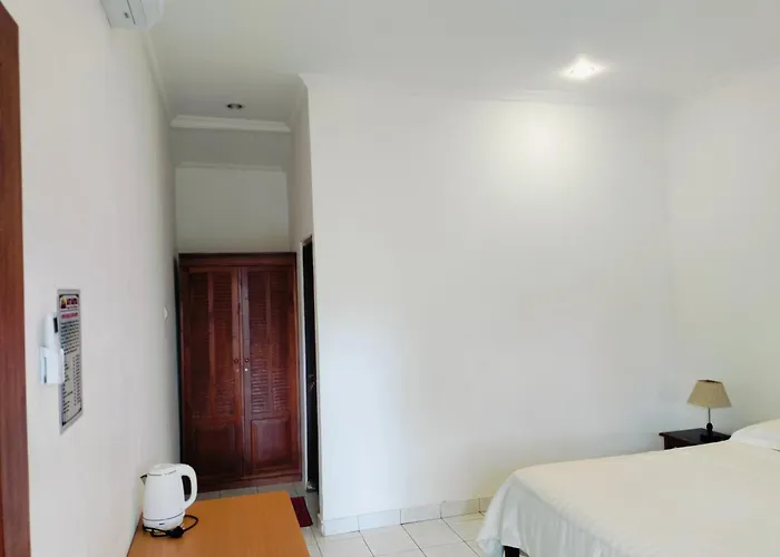 Bayumantra Gasthuis 3*